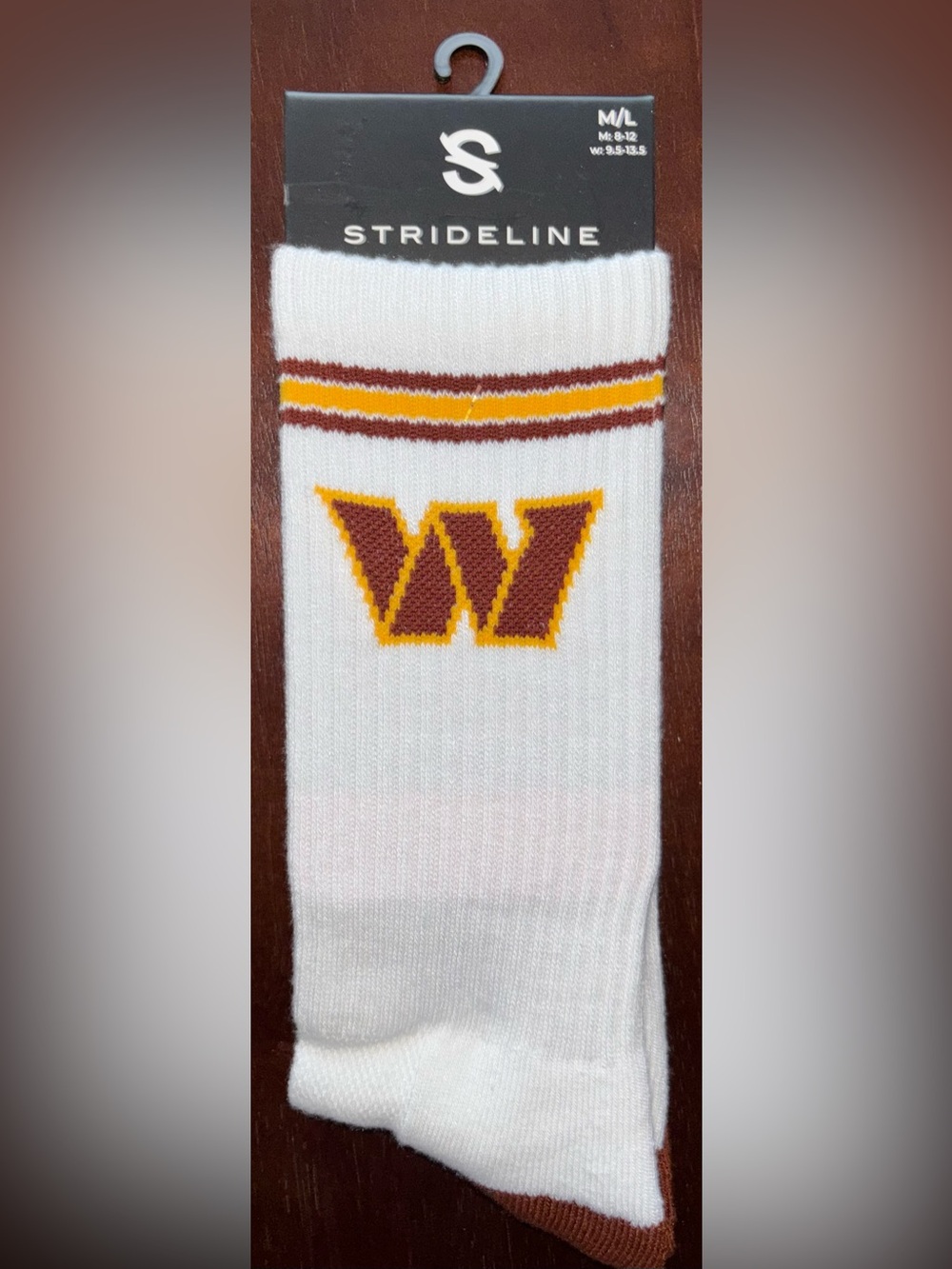 WASHINGTON COMMANDERS STRIDELINE CREW SOCKS NWT MEN’S SHOE SIZE 8-12